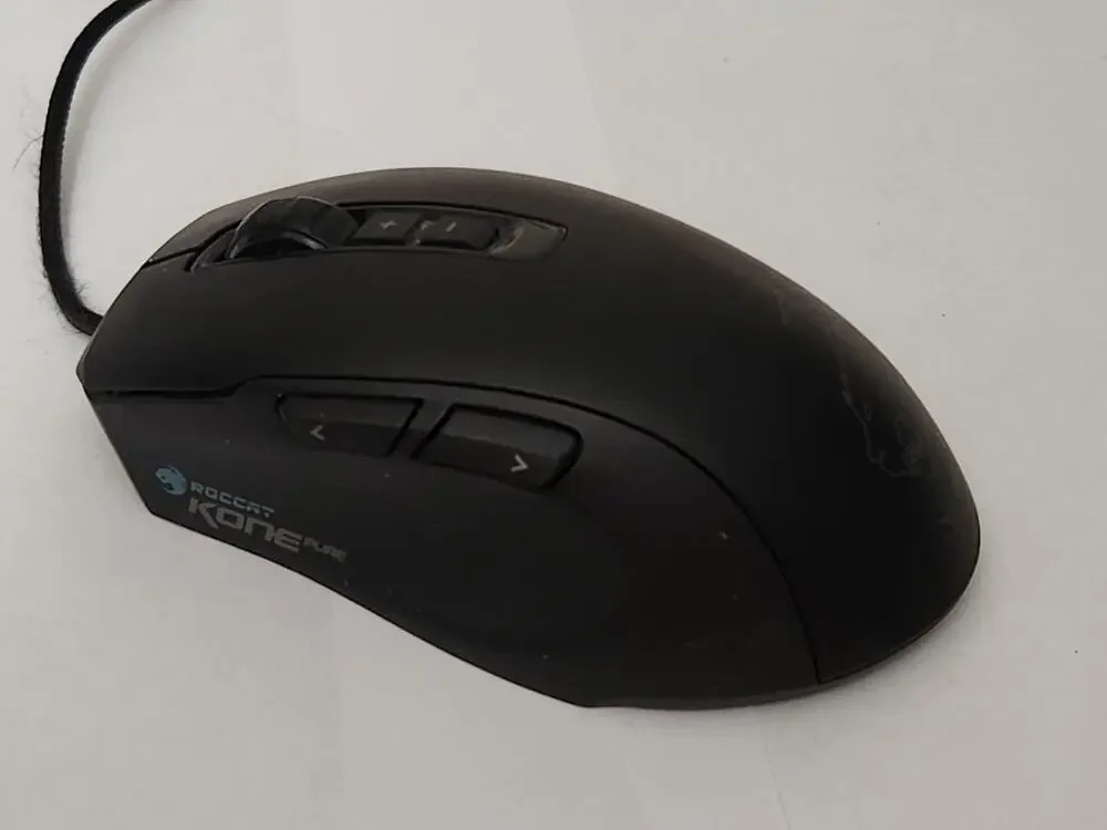 Roccat Kone Pure Core Performance Gaming Mouse